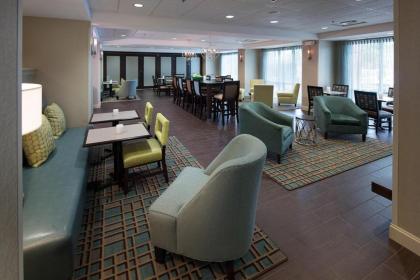 Hampton Inn Fayetteville - image 19