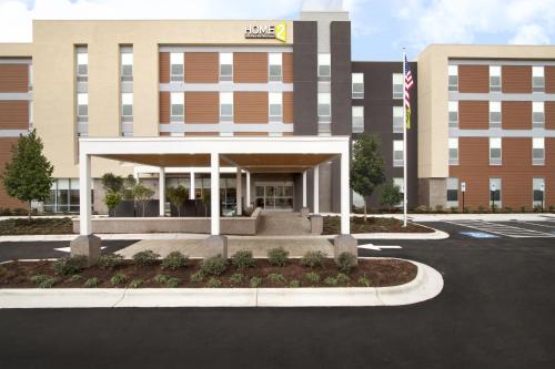 Home2 Suites by Hilton Fayetteville NC - image 4