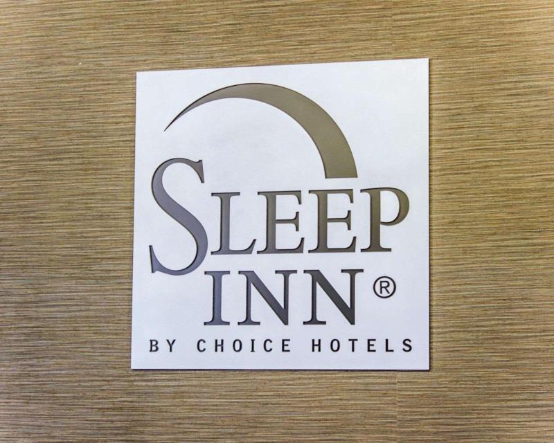 Sleep Inn Fayetteville I-95 - image 5