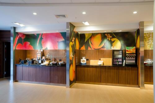 Fairfield Inn & Suites by Marriott Fayetteville North - image 3