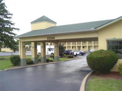 Regency Inn - image 11