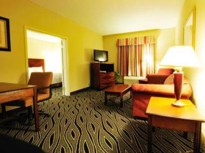 Hampton Inn Fayetteville - image 4