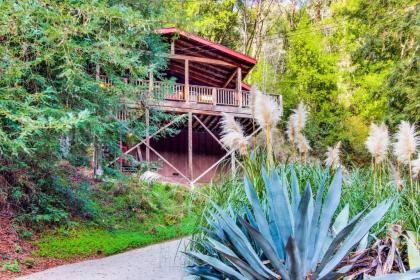 Tree Top View Cabin - image 3