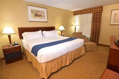 Holiday Inn Express Hotel & Suites Fenton/I-44 an IHG Hotel - image 12