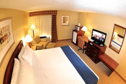 Holiday Inn Express Hotel & Suites Fenton/I-44 an IHG Hotel - image 13