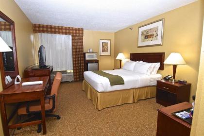 Holiday Inn Express Hotel & Suites Fenton/I-44 an IHG Hotel - image 18