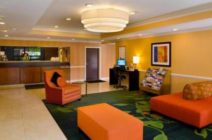 Fairfield Inn St. Louis Fenton - image 12