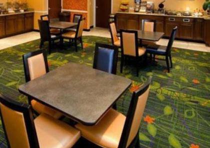 Fairfield Inn St. Louis Fenton - image 4