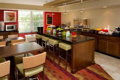 TownePlace Suites Saint Louis Fenton - image 3