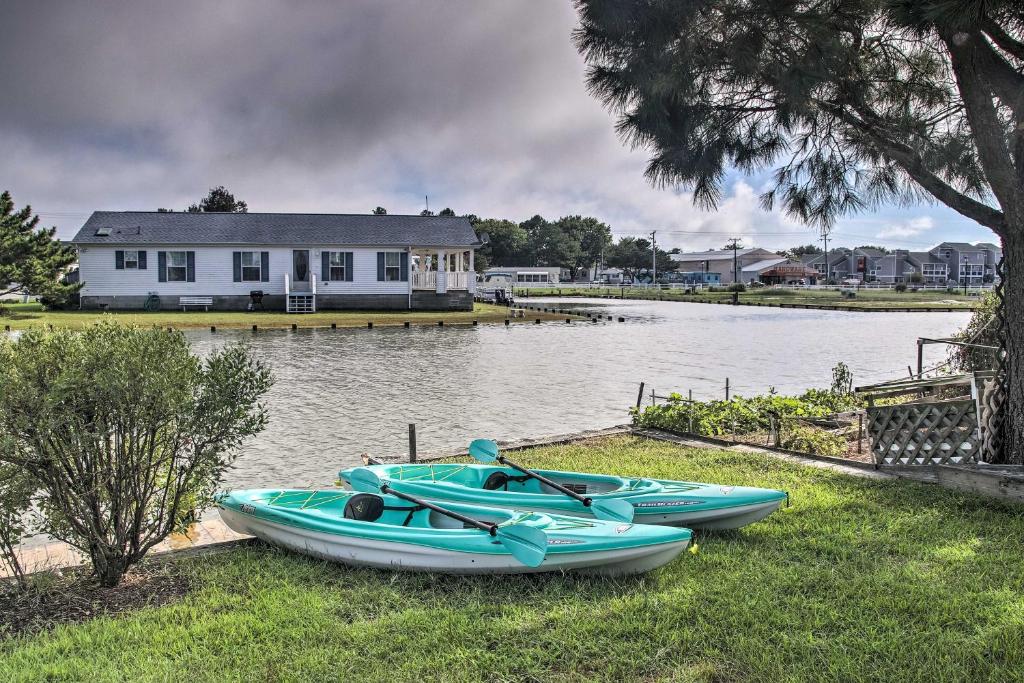 Fenwick Island Home with Canalfront Deck Less Than 1Mi to BCH - image 2