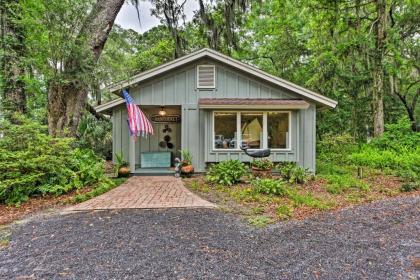 Cozy Nantucket Cottage on St Marys River! - image 3