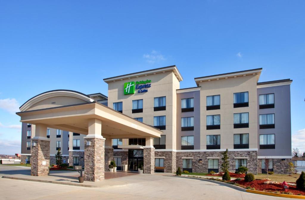 Holiday Inn Express Hotel & Suites Festus-South St. Louis an IHG Hotel - main image