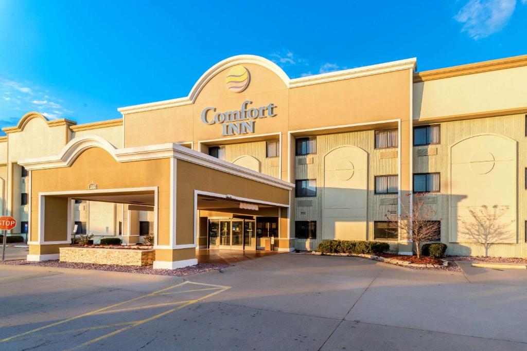 Comfort Inn Festus-St Louis South - main image