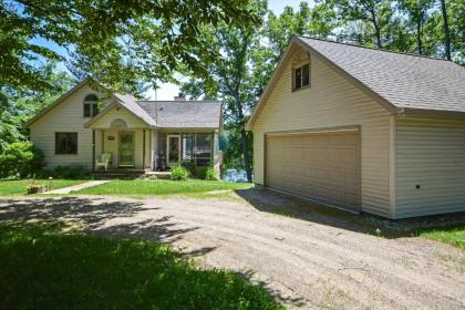 Cozy Waterfront Fife Lake Cottage with Dock and Kayaks! - image 12