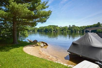 Cozy Waterfront Fife Lake Cottage with Dock and Kayaks! - image 7