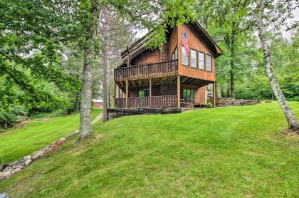 3BR and Waterfront Fifty Lakes Home with Dock and Kayaks!