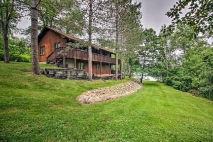 3BR and Waterfront Fifty Lakes Home with Dock and Kayaks! - image 5