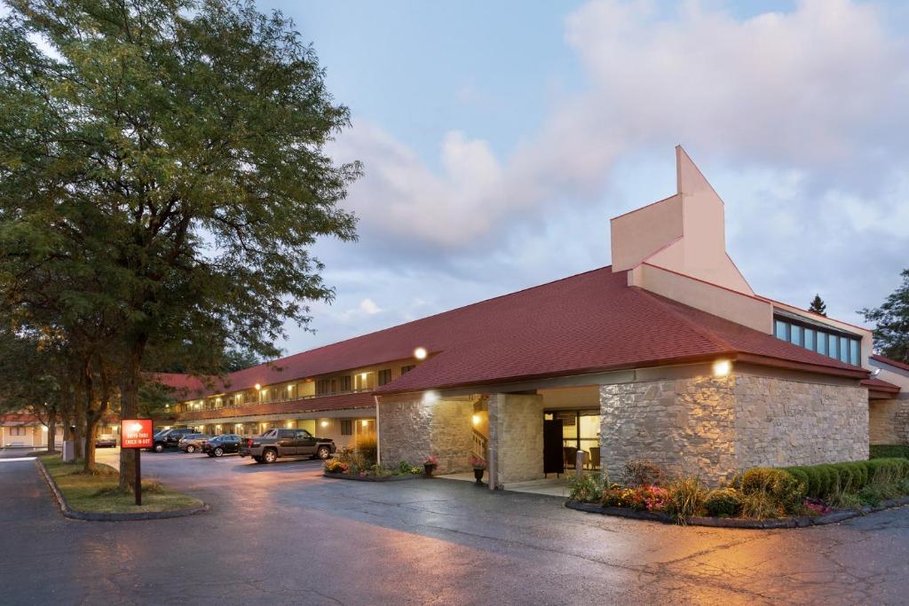 FairBridge Inn & Suites Findlay - main image