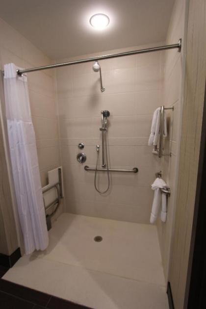 Hilton Garden Inn Findlay - image 14