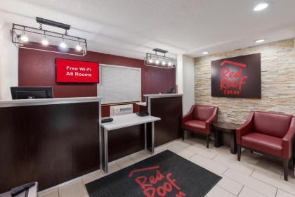 Red Roof Inn Findlay - image 13