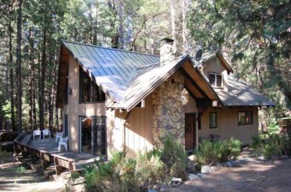 50 Spindlers Chalet Fish Camp California