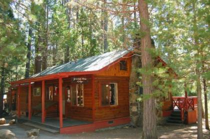 3N Lockwood Lodge Fish Camp California