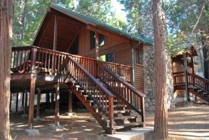 24 Wawona Cabin - image 2