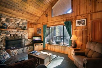 24 Wawona Cabin - image 4