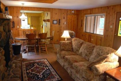 9S Pine Cabin - image 3