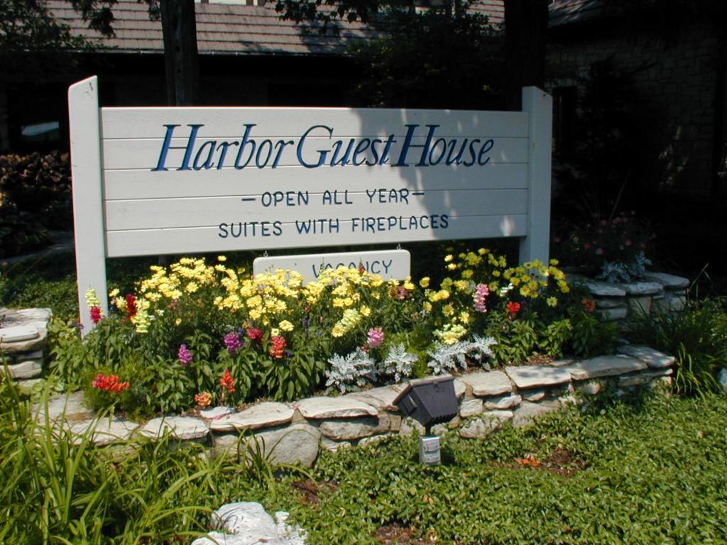 Harbor Guest House - main image