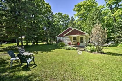 Peaceful Butternut Cottage about 3Mi to Fish Creek - image 13