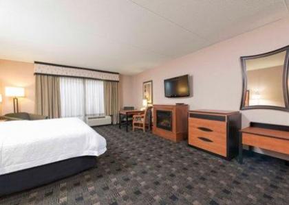 Hampton Inn and Suites Indianapolis-Fishers - image 9