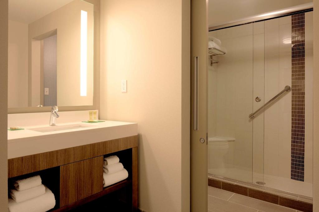 Hyatt Place Indianapolis Fishers - image 4