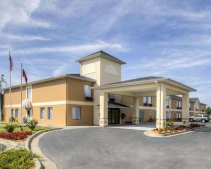 Quality Inn Fitzgerald - image 2