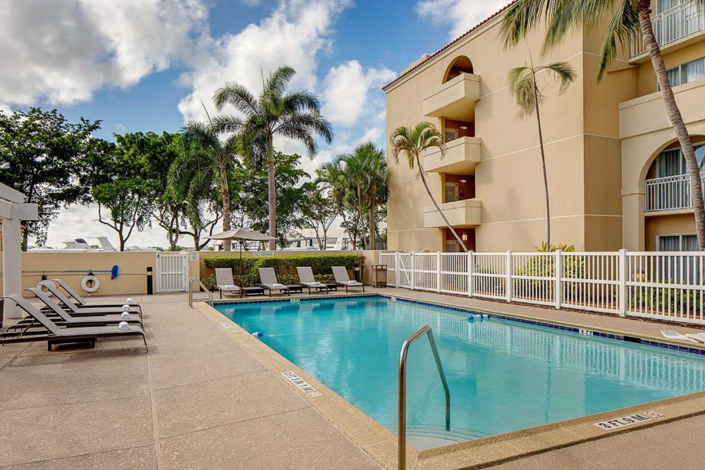 Courtyard by Marriott Fort Lauderdale North/Cypress Creek - main image