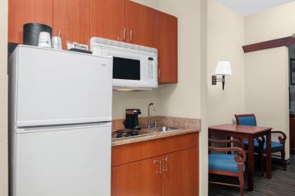 Best Western Plus Miami-Doral/Dolphin Mall - image 10