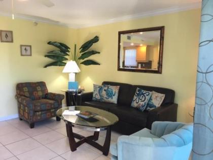 South Beach Condo Hotel - image 19