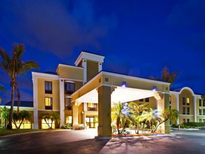 Holiday Inn Express Vero Beach-West - image 15