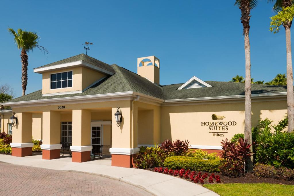 Homewood Suites by Hilton Orlando-UCF Area - image 2