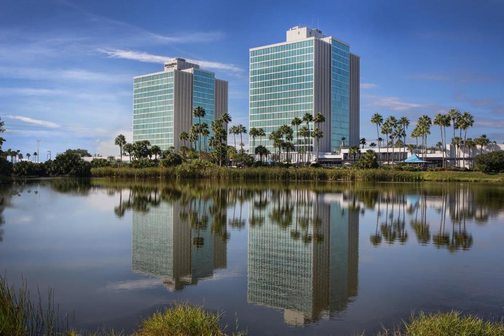 DoubleTree by Hilton at the Entrance to Universal Orlando - main image