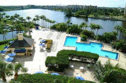 Hilton Miami Airport Blue Lagoon - image 3