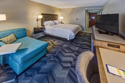 Hampton Inn & Suites Clermont - image 2