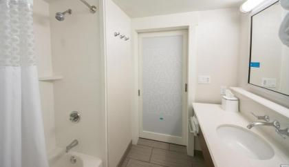 Hampton Inn Lakeland - image 3