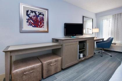 Hampton Inn Naples - I-75 - image 5