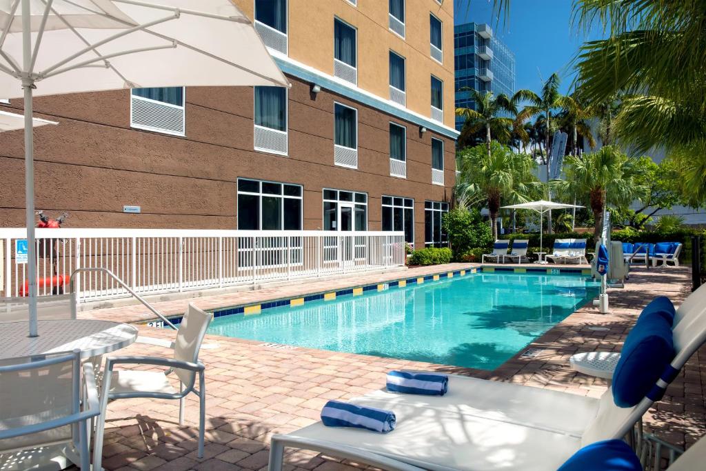 Hampton Inn Hallandale Beach-Aventura - image 5