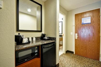 Hampton Inn Deerfield Beach - image 3