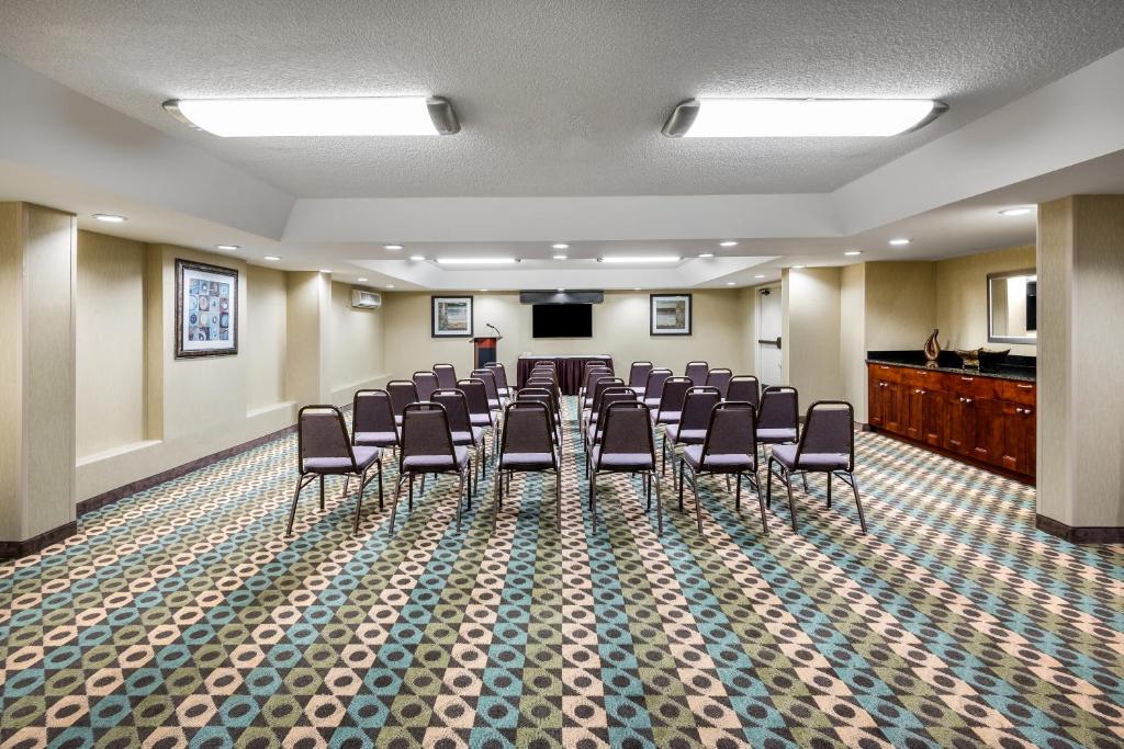 Hampton Inn Gainesville - image 2