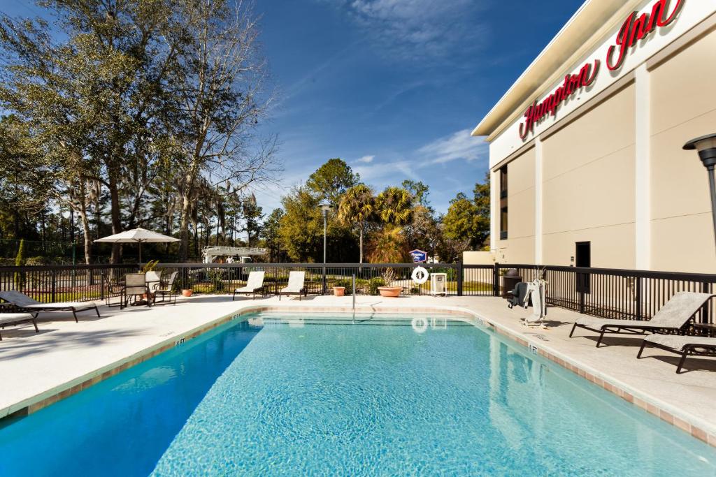 Hampton Inn Gainesville - image 3