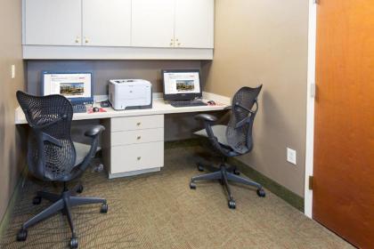 Hilton Garden Inn Jacksonville Airport - image 4