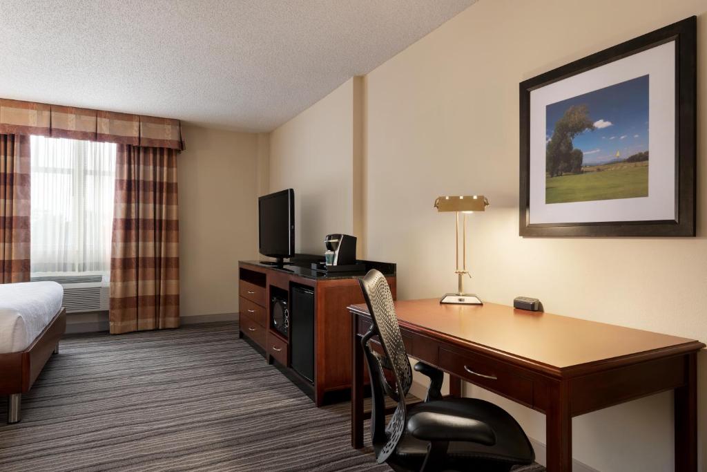 Hilton Garden Inn Jacksonville/Ponte Vedra - image 5